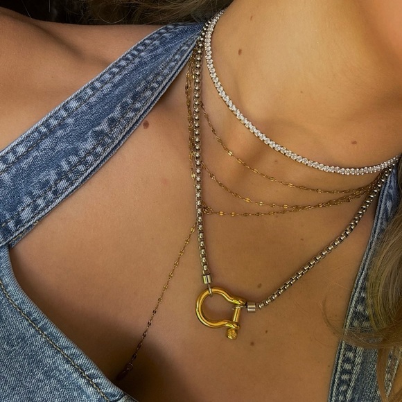 Water Resistant Gold Locket - Picture 2 of 2